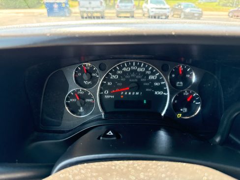 Used 2012 Chevrolet Express 2500 LS RWD image 18