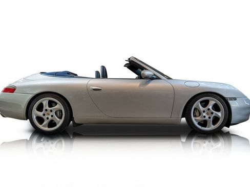 Used 2000 Porsche 911 Carrera 4 AWD/4WD image 2