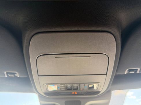Used 2025 Ford Expedition Tremor AWD/4WD image 20