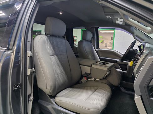 Used 2019 Ford F150 XLT w/ Equipment Group 302A Luxury image 22