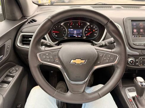 Used 2020 Chevrolet Equinox LT AWD/4WD image 22