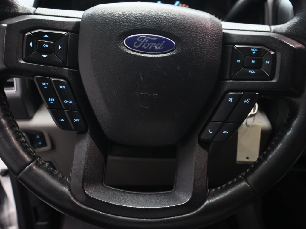 Used 2019 Ford F150 XLT w/ Equipment Group 302A Luxury AWD/4WD image 18