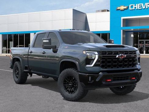 New 2026 Chevrolet Silverado 2500 ZR2 w/ LPO, Dark Essentials Package AWD/4WD image 7