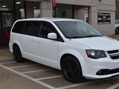 Used 2019 Dodge Grand Caravan GT image 10