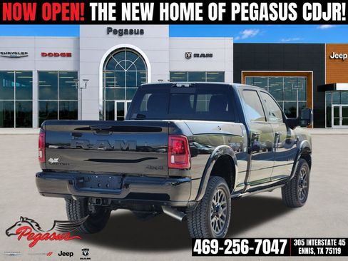 New 2025 RAM 2500 Limited AWD/4WD image 5