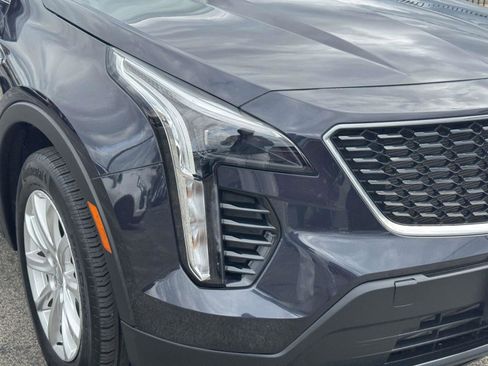 Certified 2023 Cadillac XT4 Luxury w/ Cold Weather Package image 9