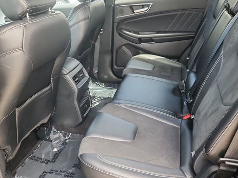 Used 2022 Ford Edge ST AWD/4WD image 10