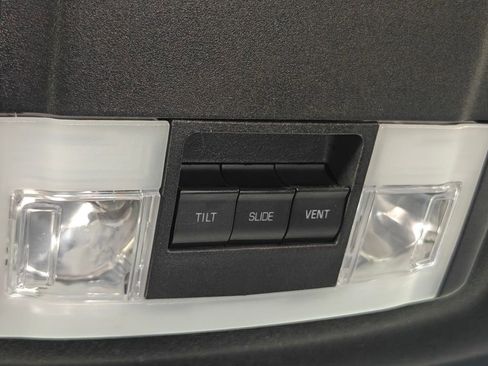Used 2015 Ford Expedition Platinum AWD/4WD image 13