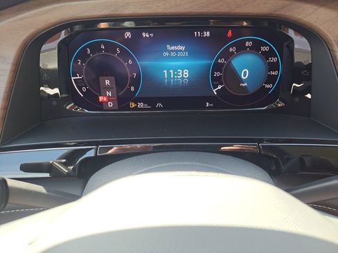 New 2026 Volkswagen Atlas SE image 12