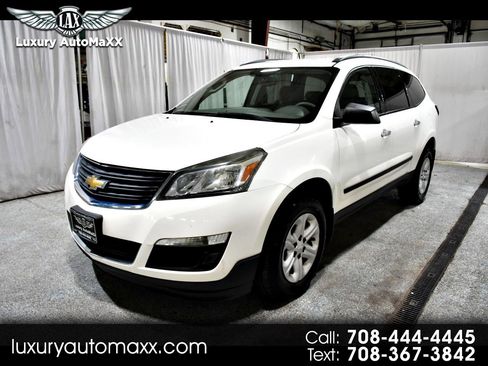 Used 2015 Chevrolet Traverse LS image 1