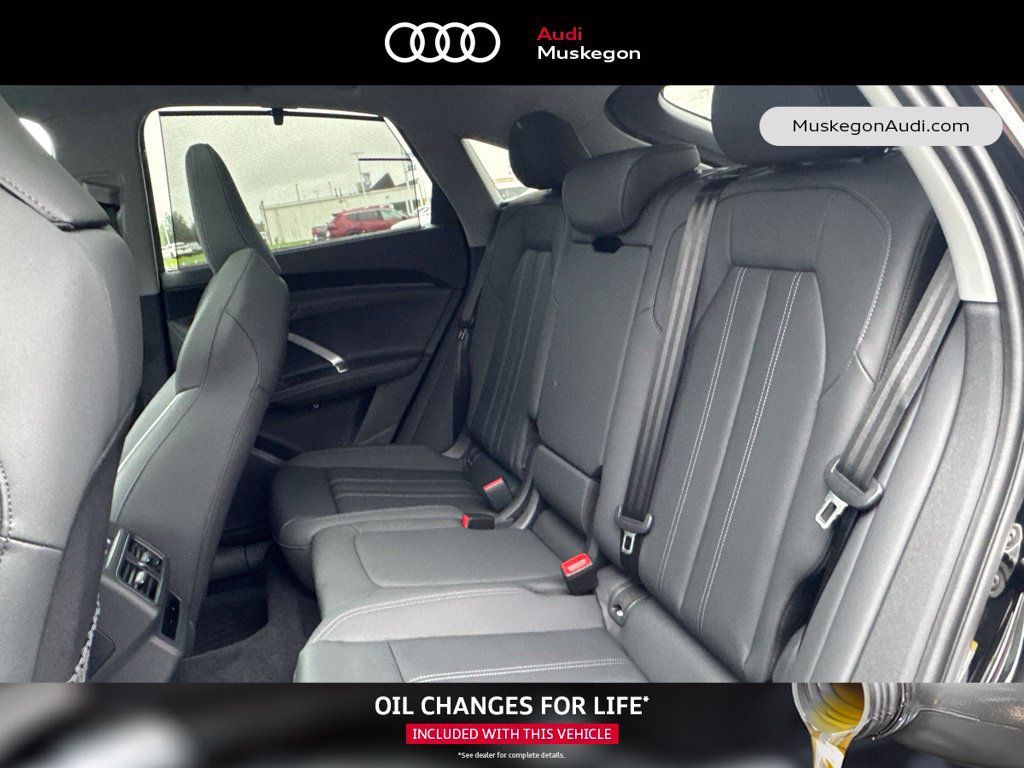 New 2026 Audi Q5 Premium Plus AWD/4WD image 23