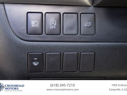 Used 2019 Toyota Highlander SE AWD/4WD image 21