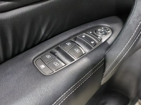 Used 2019 Nissan Armada Platinum w/ Captain's Chairs Package AWD/4WD image 14