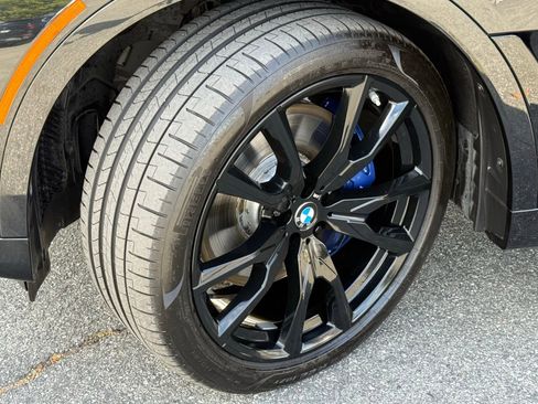 Certified 2022 BMW X7 xDrive40i w/ M Sport Package image 20
