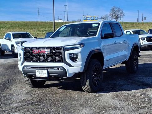 New 2026 GMC Canyon Elevation w/ Convenience Package image 8