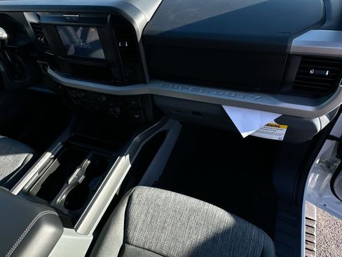 New 2026 Ford F450 XLT w/ 360-Degree Camera Package image 37