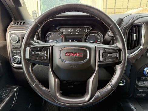 Used 2020 GMC Sierra 1500 AT4 w/ AT4 Preferred Package AWD/4WD image 11