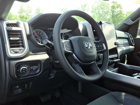 New 2026 RAM 1500 Big Horn AWD/4WD image 14