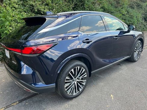 Used 2024 Lexus RX 350 Premium Plus w/ Convenience Package FWD image 3