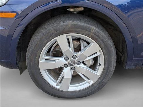 Used 2019 Audi Q5 2.0T Premium Plus w/ Premium Plus Package image 9