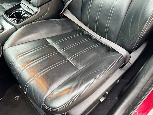 Used 2022 Chrysler 300 S image 19