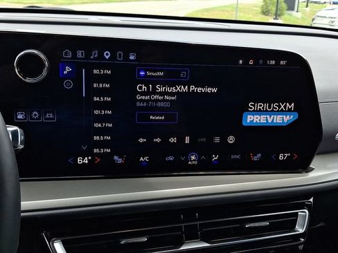 Used 2024 Chevrolet Traverse LS FWD image 17
