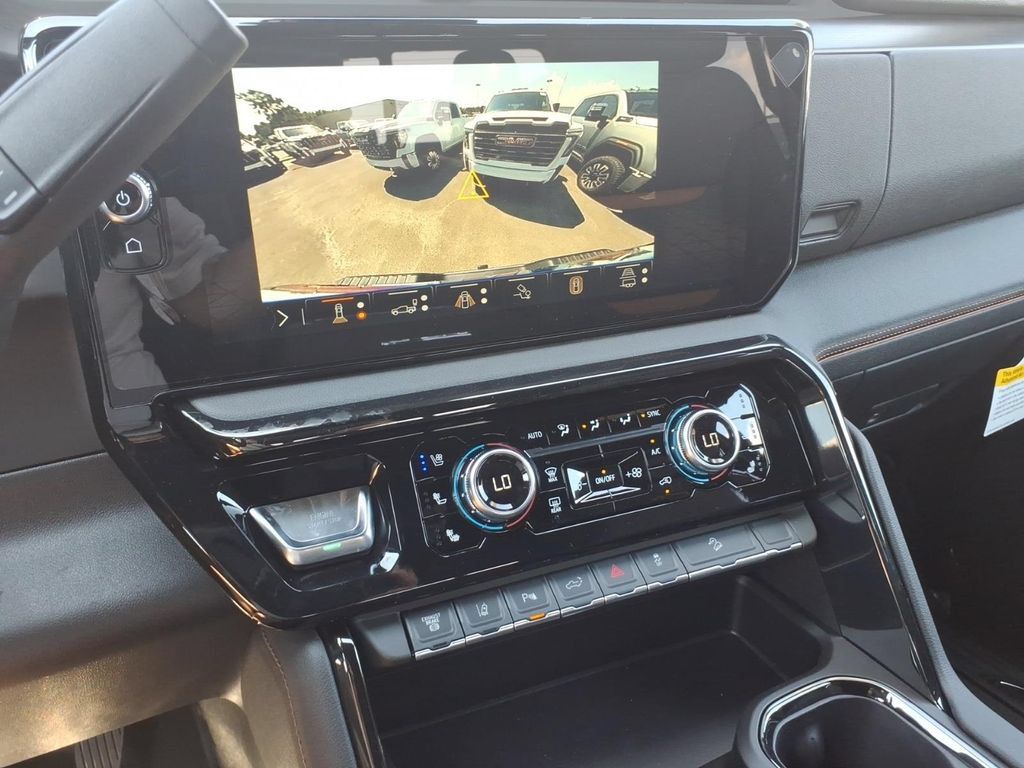 New 2026 GMC Sierra 2500 AT4 w/ Max Trailering Package AWD/4WD image 20