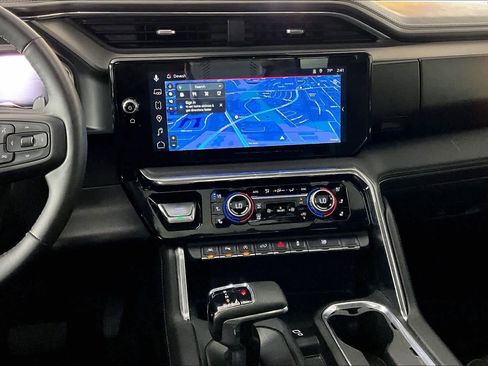 Used 2024 GMC Sierra 1500 Denali w/ Denali Reserve Package image 6