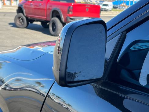 Used 2018 Jeep Grand Cherokee Altitude image 19