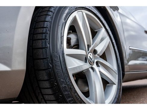 Used 2014 Volkswagen CC Sport image 28