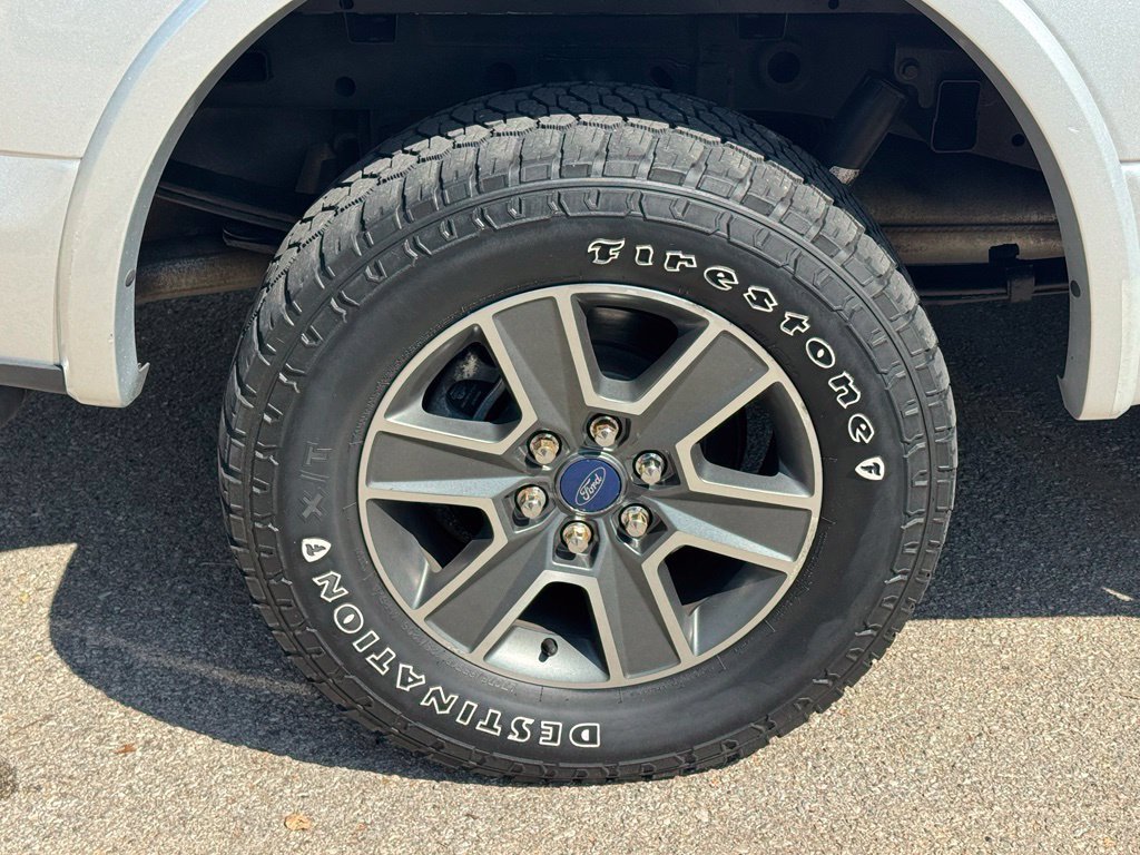 Used 2016 Ford F150 XLT w/ Equipment Group 302A Luxury AWD/4WD image 10