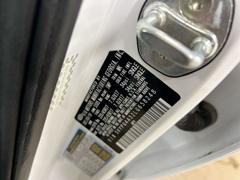 Used 2020 Kia Sorento LX FWD image 26