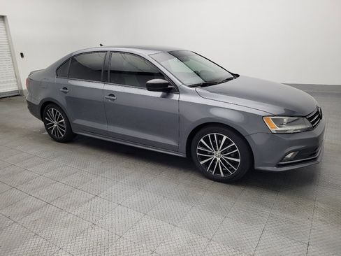 Used 2016 Volkswagen Jetta Sport FWD image 11