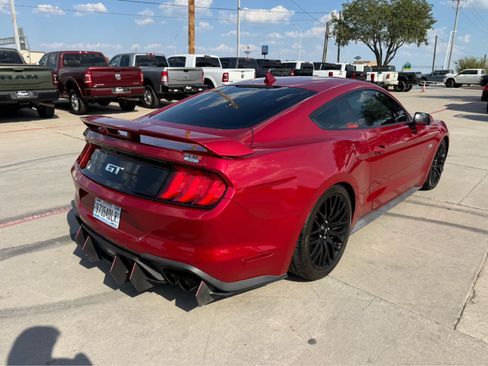 Used 2020 Ford Mustang GT Premium w/ GT Performance Package RWD image 4