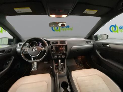 Used 2016 Volkswagen Jetta Sport w/ Lighting Package FWD image 28