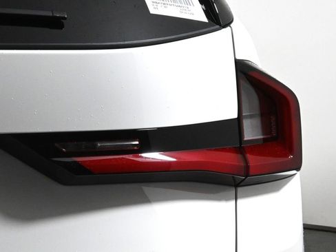 New 2026 BMW X1 xDrive28i w/ Technology Package image 13