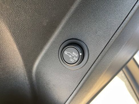 Used 2022 Chevrolet Equinox LT image 14