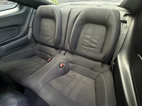Used 2019 Ford Mustang GT RWD image 15