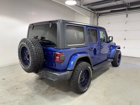 Used 2018 Jeep Wrangler Unlimited Sahara w/ Safety Group AWD/4WD image 7