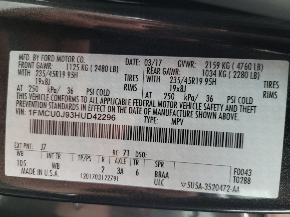 Used 2017 Ford Escape Titanium FWD image 33
