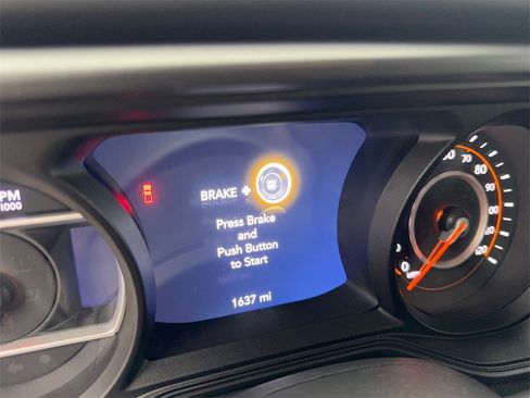 Used 2025 Jeep Gladiator Sport w/ Premium Package image 62