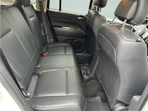 Used 2016 Jeep Compass 4WD image 17