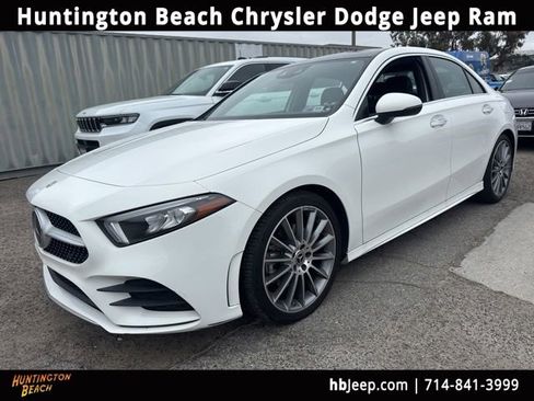 Used 2022 Mercedes-Benz A 220 image 1