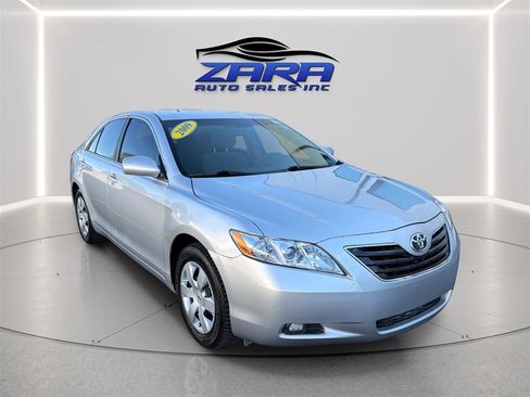 Used 2009 Toyota Camry FWD image 9