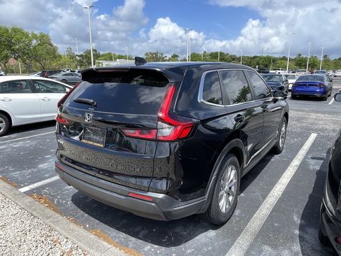 Used 2023 Honda CR-V EX-L image 2