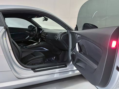 Used 2016 Audi TT 2.0T w/ Technology Package image 23