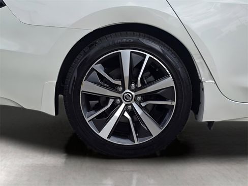 Used 2020 Nissan Maxima 3.5 SV w/ Illumination Package image 33