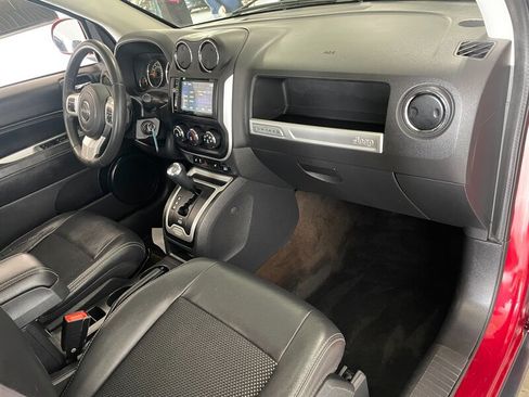 Used 2015 Jeep Compass Latitude AWD/4WD image 20