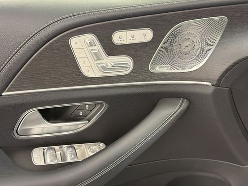 Used 2023 Mercedes-Benz GLS 450 4MATIC image 20