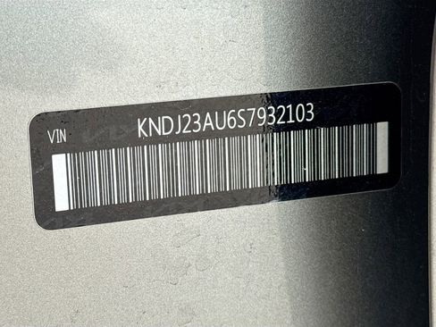 Used 2025 Kia Soul LX w/ LX Technology Package image 25